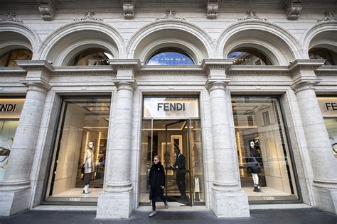 fendi shops in rome